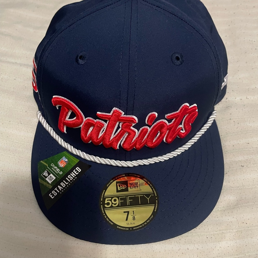 Brand new New era new england patriots fitted hat size 7 1/8